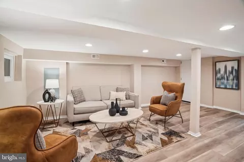 1630 E Street St SE, Washington, DC 20003 photo 18
