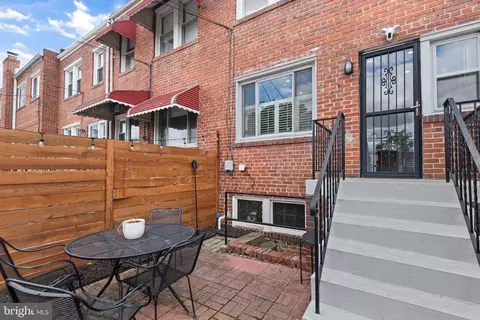 Exterior - 315 19th St NE, Washington, DC 20002 photo 2 of 4