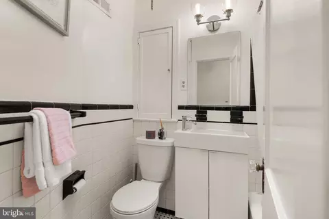 Bath - 315 19th St NE, Washington, DC 20002 photo 1 of 1