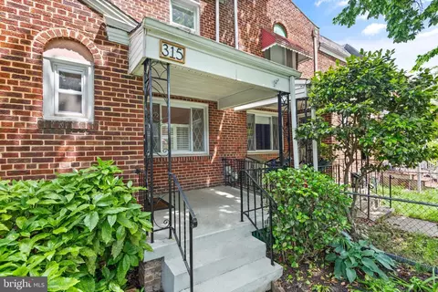 Exterior - 315 19th St NE, Washington, DC 20002 photo 1 of 4