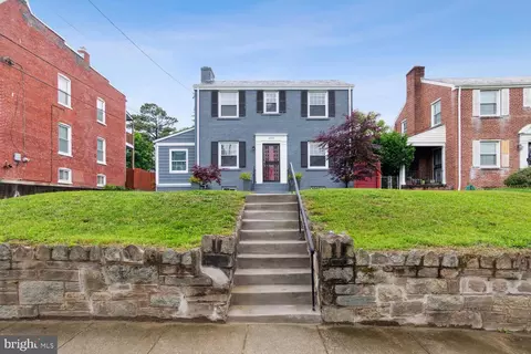 6224 9th St NW, Washington, DC 20011