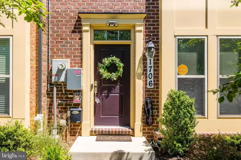1706 Gainesville St SE, Washington, DC 20020