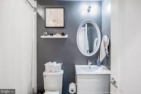 2221 M St NE #101, Washington, DC 20002 photo 19