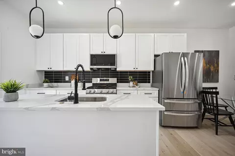 Kitchen - 1111 6th St NE, Washington, DC 20002 photo 1 of 1