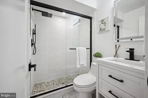 Bath - 1111 6th St NE, Washington, DC 20002 photo 3 of 3