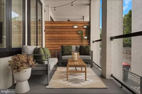 1101 Q St NW #203, Washington, DC 20009