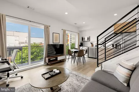 14 P St NW #403, Washington, DC 20001