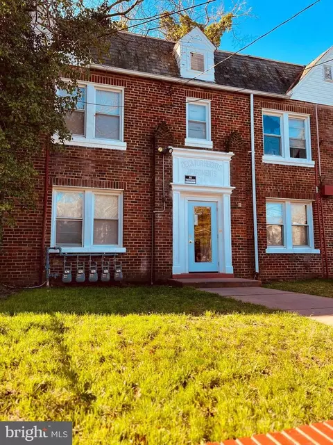 314 Delafield Pl NW, Washington, DC 20011