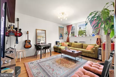 Living - 1815 A St SE #102, Washington, DC 20003 photo 2 of 5