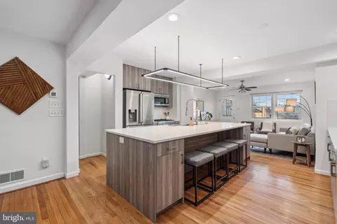 319 Nicholson St NE, Washington, DC 20011