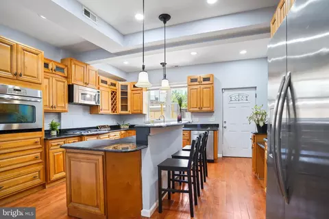 1119 I St NE, Washington, DC 20002 photo 6