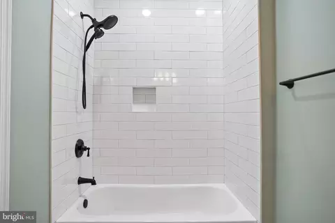 1119 I St NE, Washington, DC 20002 photo 16