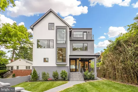 4525 Grant Rd NW, Washington, DC 20016