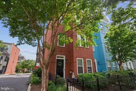 1216 W Street St NW, Washington, DC 20009