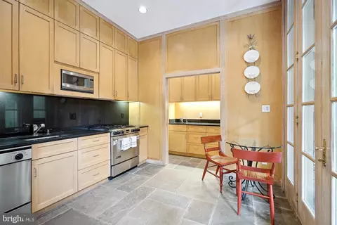 3208 Volta Pl NW #REAR/ALLEY, Washington, DC 20007 photo 12