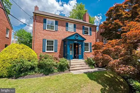 1425 Primrose Rd NW, Washington, DC 20012