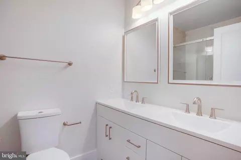 1725 20th St NW #E1, Washington, DC 20009 photo 13