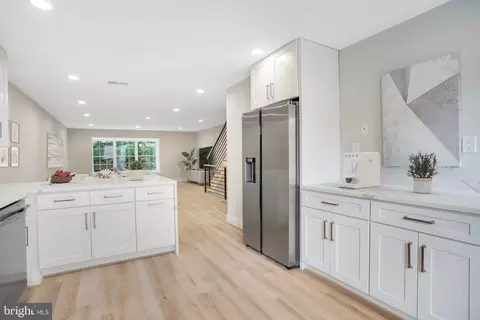 1725 20th St NW #E1, Washington, DC 20009 photo 8
