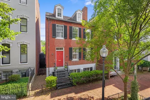 2918 P St NW, Washington, DC 20007