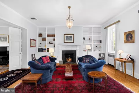 2918 P St NW, Washington, DC 20007 photo 3