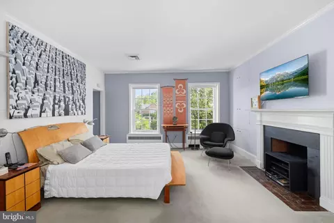 2918 P St NW, Washington, DC 20007 photo 9