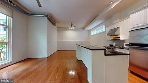 2380 Champlain St NW #103, Washington, DC 20009 photo 7