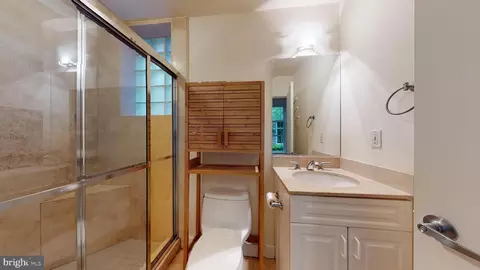 2380 Champlain St NW #103, Washington, DC 20009 photo 17