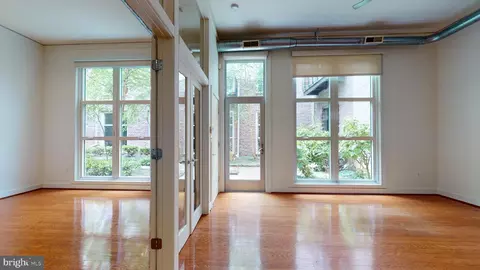 2380 Champlain St NW #103, Washington, DC 20009 photo 5