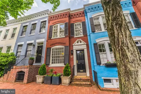1555 33rd St NW, Washington, DC 20007