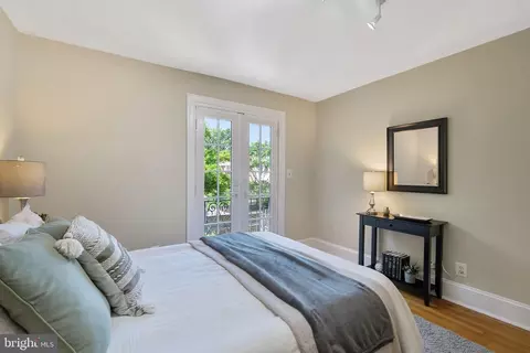 311 9th St SE, Washington, DC 20003 photo 27
