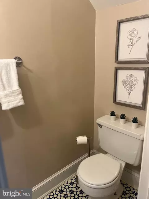 311 9th St SE, Washington, DC 20003 photo 19