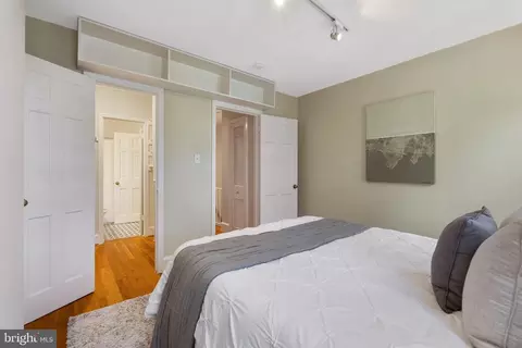 311 9th St SE, Washington, DC 20003 photo 23