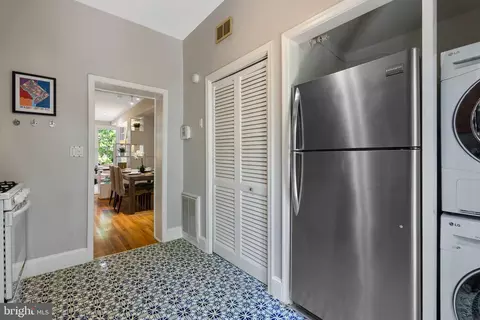 311 9th St SE, Washington, DC 20003 photo 16