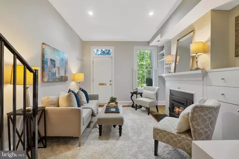 311 9th St SE, Washington, DC 20003 photo 11