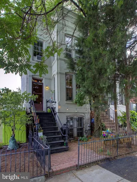 605 E Se SE, Washington, DC 20003