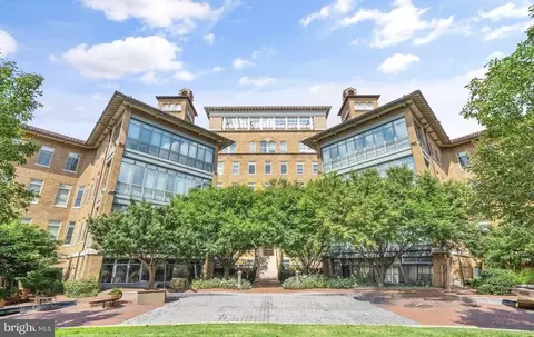 2425 L St NW #839, Washington, DC 20037