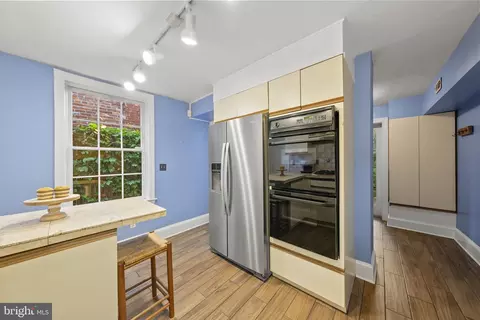 128 11th St SE, Washington, DC 20003 photo 13