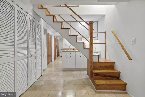 128 11th St SE, Washington, DC 20003 photo 35