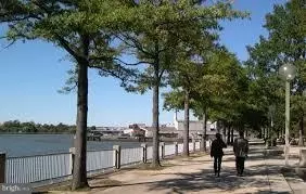 1245 4th St SW #E-100, Washington, DC 20024 photo 2