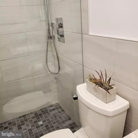 1245 4th St SW #E-100, Washington, DC 20024 photo 24