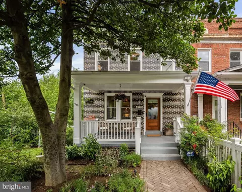 4225 13th St NE, Washington, DC 20017