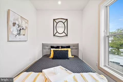 Bedroom - 256 15th St SE #6, Washington, DC 20003 photo 2 of 2