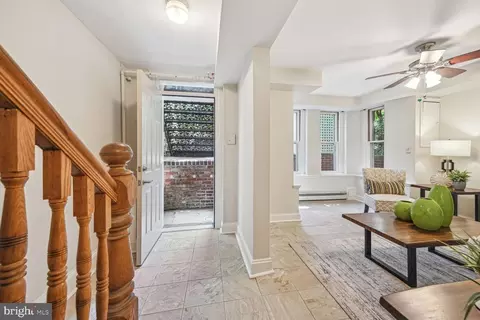 722 A St SE, Washington, DC 20003 photo 25