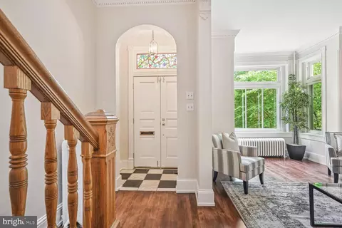 722 A St SE, Washington, DC 20003 photo 3