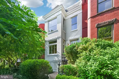 722 A St SE, Washington, DC 20003