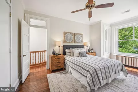 722 A St SE, Washington, DC 20003 photo 17