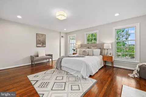 525 7th St SE, Washington, DC 20003 photo 20