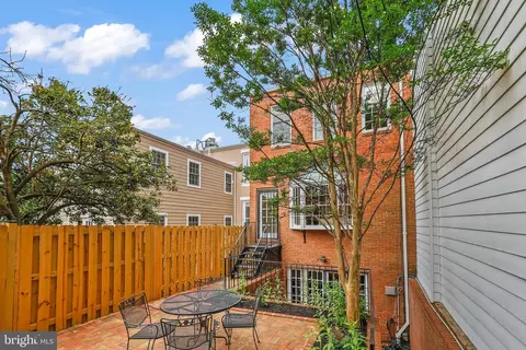525 7th St SE, Washington, DC 20003 photo 38