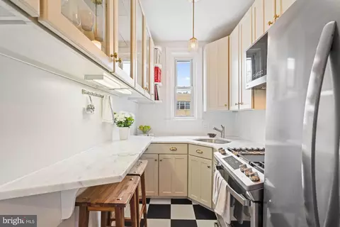 2801 Adams Mill Rd NW #413, Washington, DC 20009