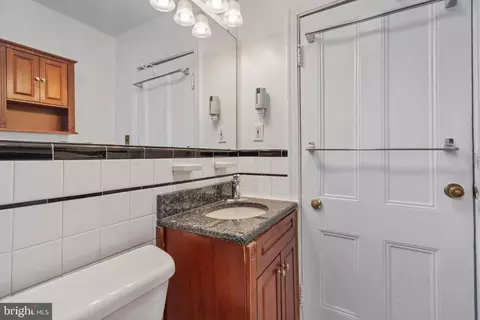 Bath - 16 3rd St NE, Washington, DC 20002 photo 2 of 4